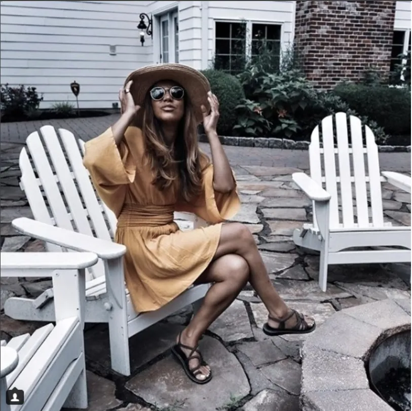Palm Leaf Flat Summer Sandals - Taupe